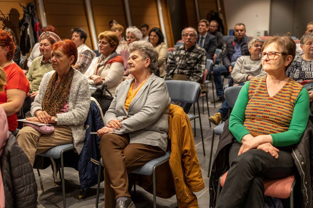 Hírmodó A Béresalapítványról Html 11bdbe21.jpg