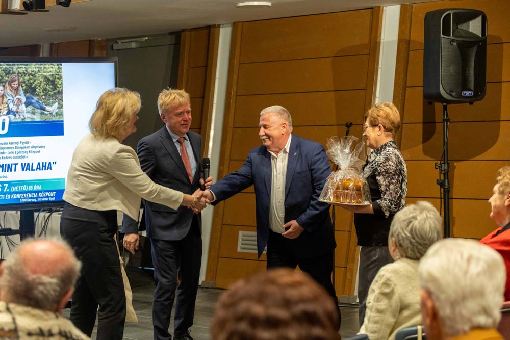 Hírmodó A Béresalapítványról Html 77a985c9.jpg